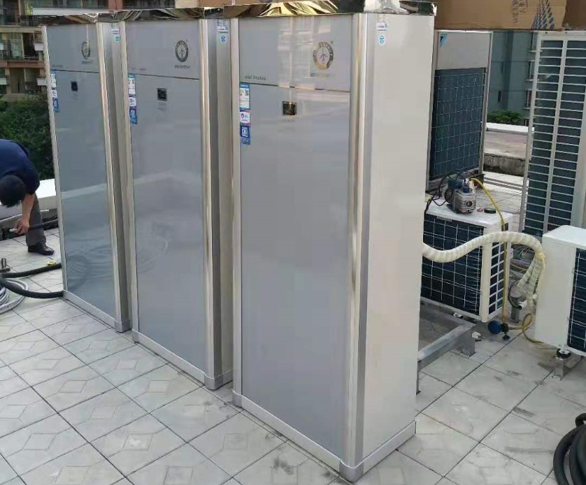 九五至尊VI老品牌空气能热水器